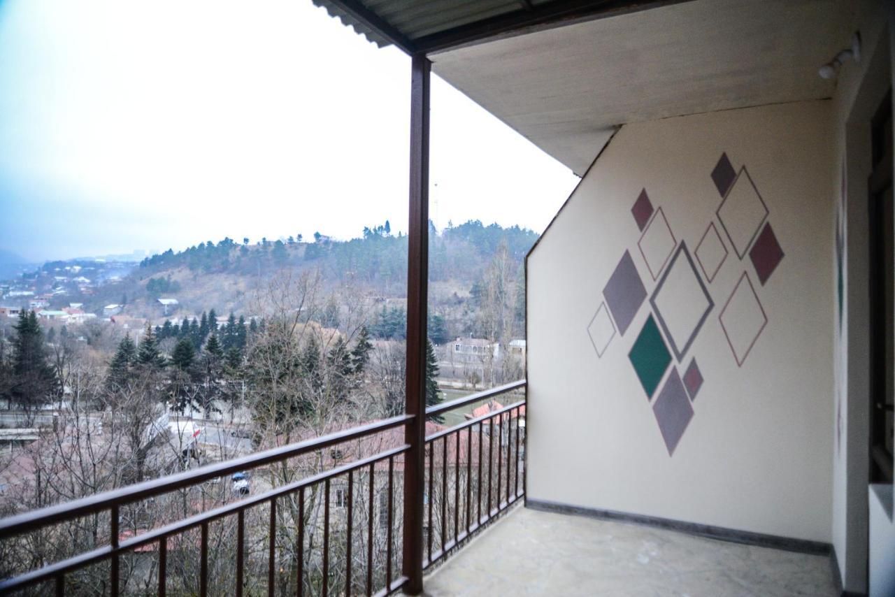 Paxlava Guesthouse & Restaurant Dilijan Exterior foto
