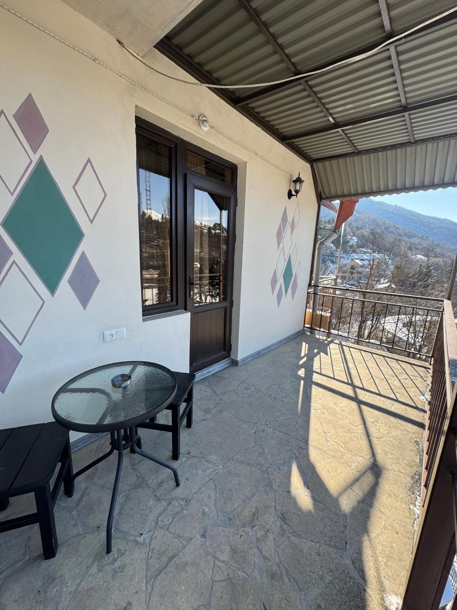 Paxlava Guesthouse & Restaurant Dilijan Exterior foto